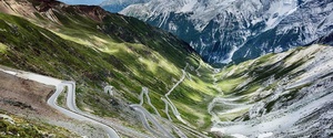 The Best Driving Roads in Italy to Drive Exotic Foreign Cars